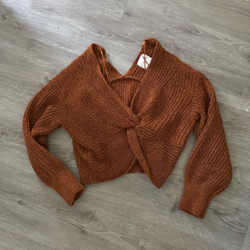 Crop top knit sweater